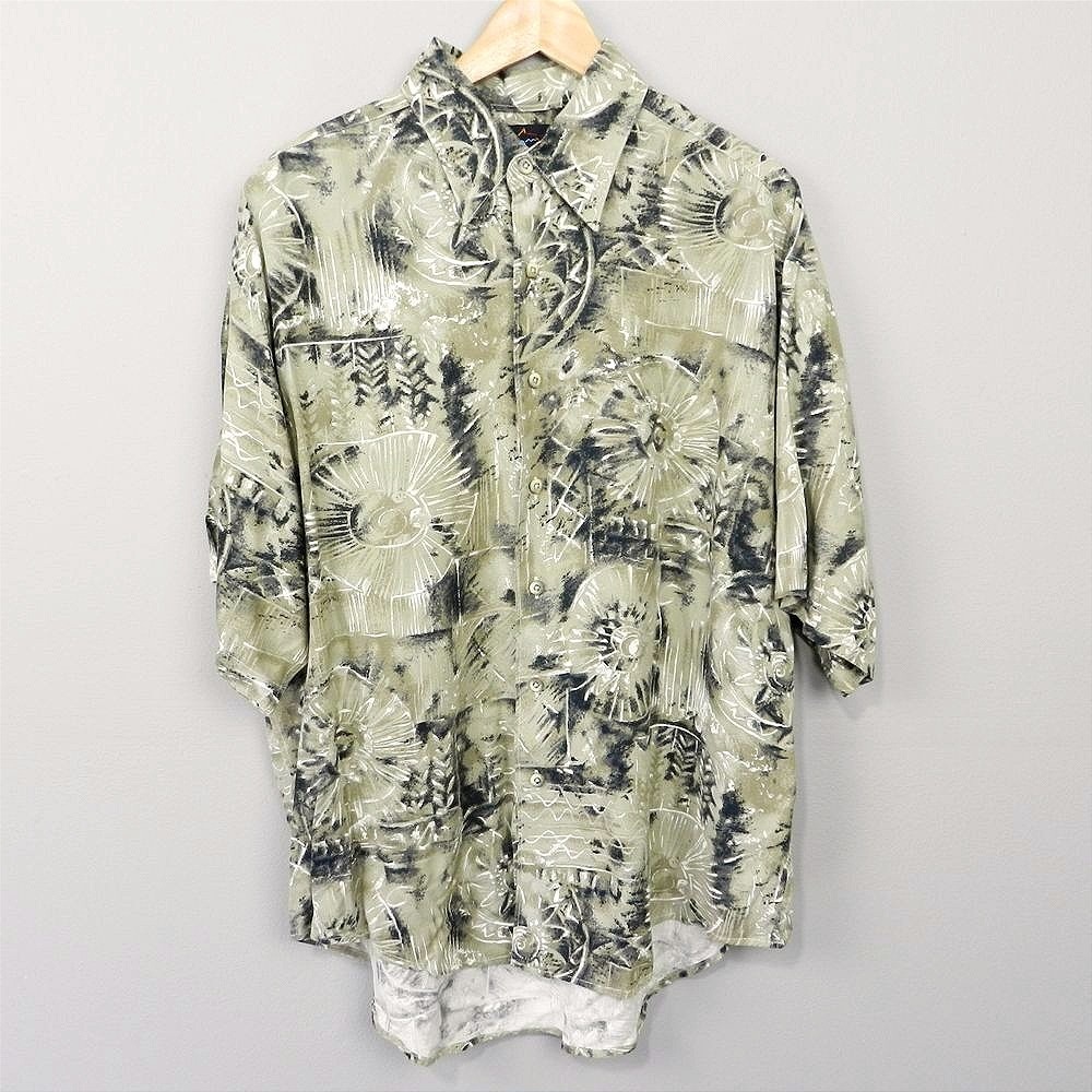 Greg Norman Printed Shirt Size L Artsy Resort Wear Beige Black Abstract Sundial‎